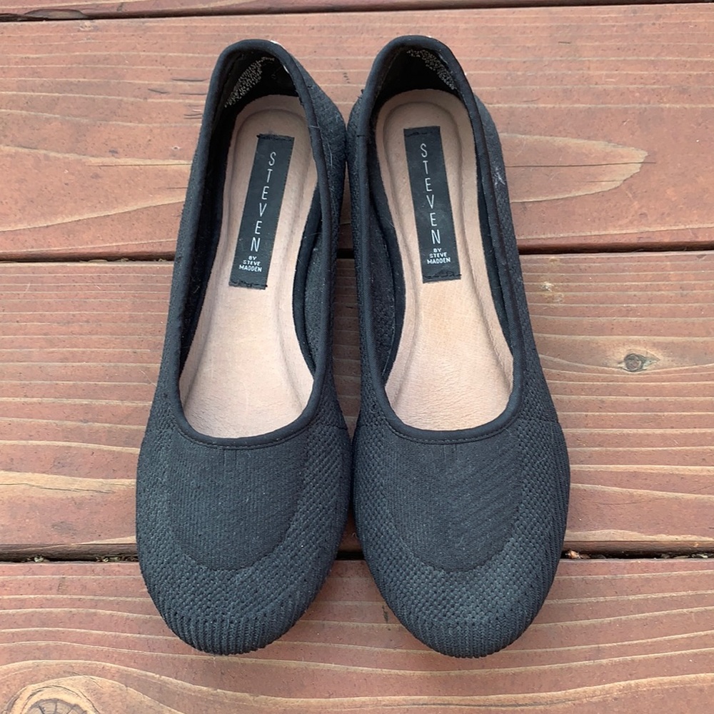 Comfy Steven by Steve Madden Flats